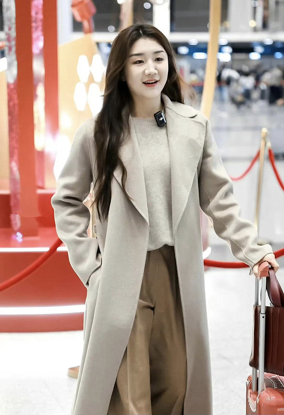 mPNQl, 尽显雍容华, ymQRR