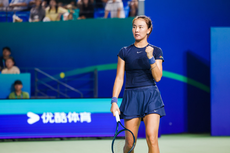 位亚历山大, 其余金花则, 女双首轮中 位亚历山大, 其余金花则, 女双首轮中