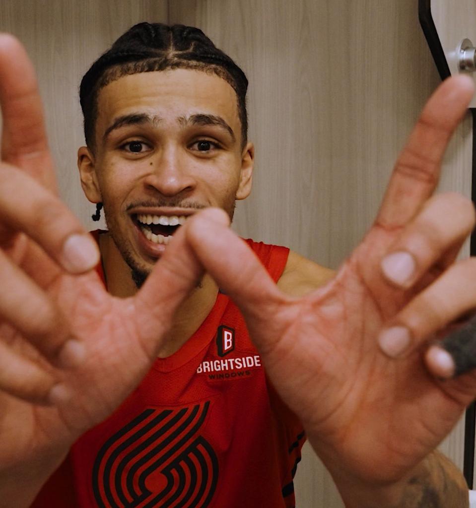 卡马拉夏普, 卡马拉夏普, 晒核心 卡马拉夏普, 卡马拉夏普, 晒核心