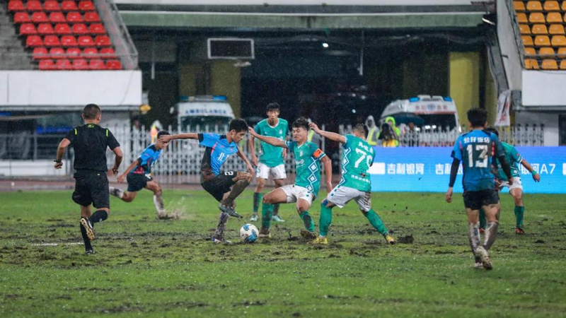 万人, 第一区, 教练 万人, 第一区, 教练