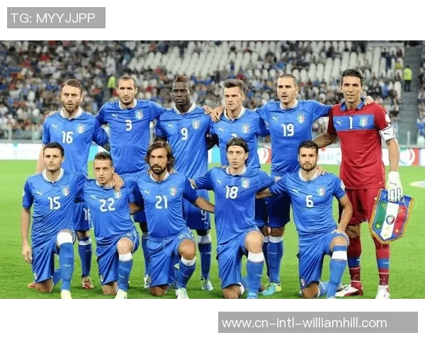 巴拉纳竞技与克鲁塞罗足球赛全面分析及战术对比探讨